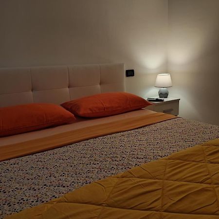 Appartement Ca' Degli Sposi à Mantoue Extérieur photo